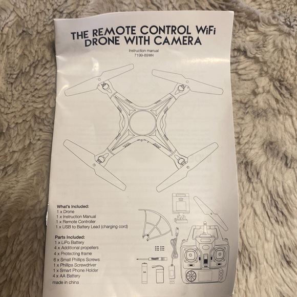 Brand new remote control WiFi drone with camera holder - Picture 4 of 4